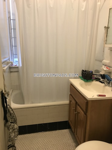 Boston - 2 Beds, 1 Baths