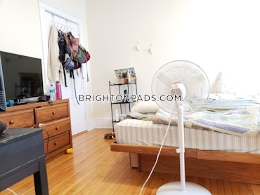 Boston - 2 Beds, 1 Baths