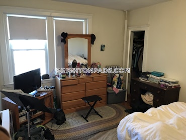 Boston - 0 Beds, 1 Baths