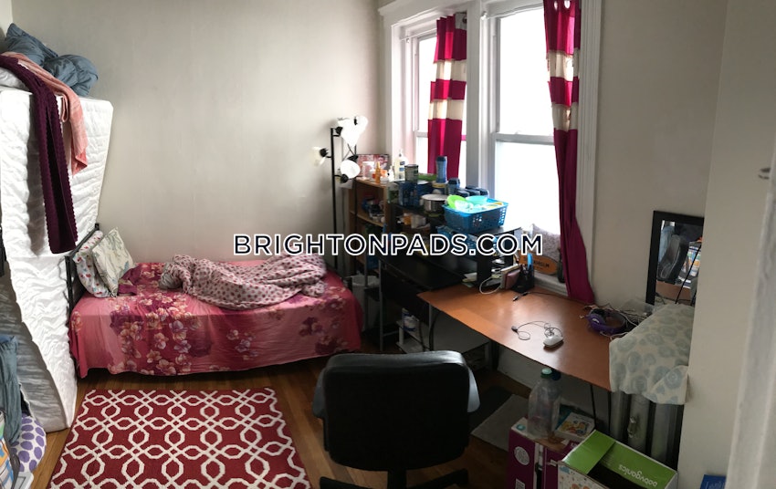 BOSTON - BRIGHTON- WASHINGTON ST./ ALLSTON ST. - 2 Beds, 1 Bath - Image 5