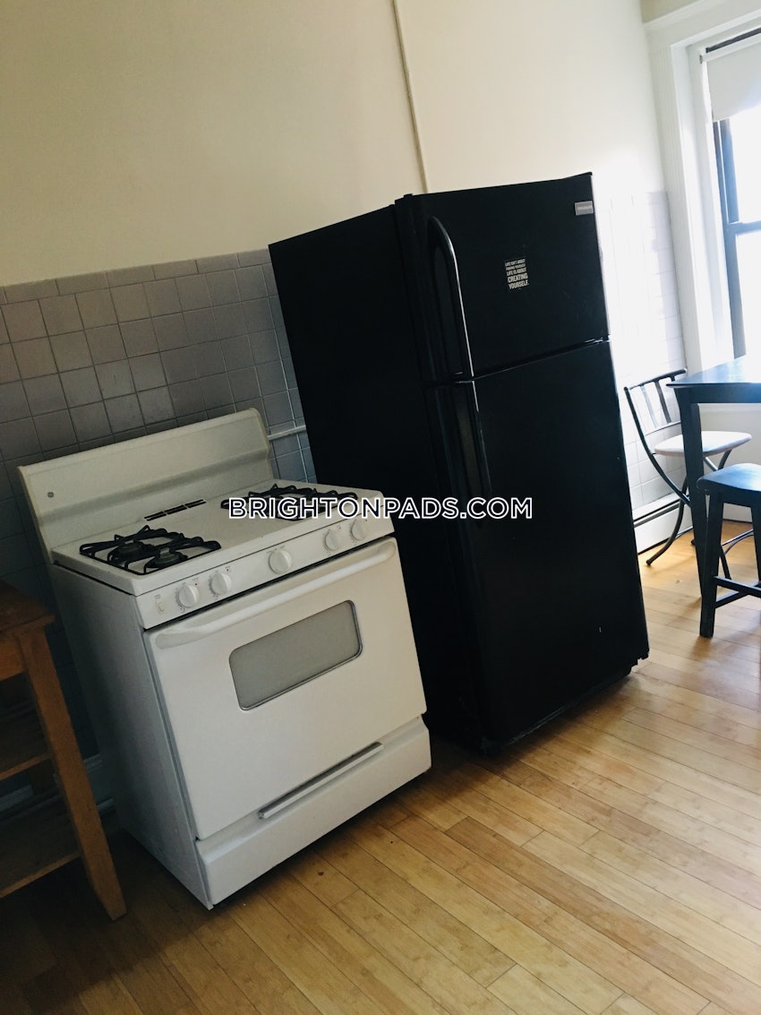 BOSTON - BRIGHTON- WASHINGTON ST./ ALLSTON ST. - 4 Beds, 1 Bath - Image 3