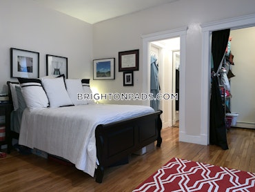 Boston - 0 Beds, 1 Baths