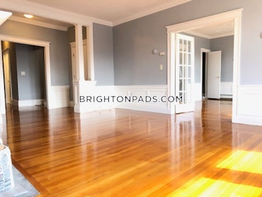 Boston - 3 Beds, 2 Baths