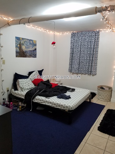 Washington St./ Allston St. - Brighton, Boston, MA - 3 Beds, 2 Baths - $2,850 - ID#4540239