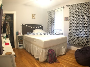 Boston - 2 Beds, 1 Baths