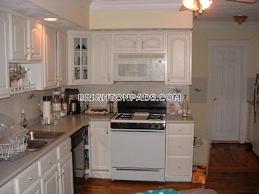 Boston - 3 Beds, 1 Baths