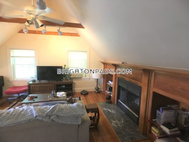 Boston - 2 Beds, 1 Baths