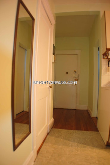 Boston - 2 Beds, 1 Baths