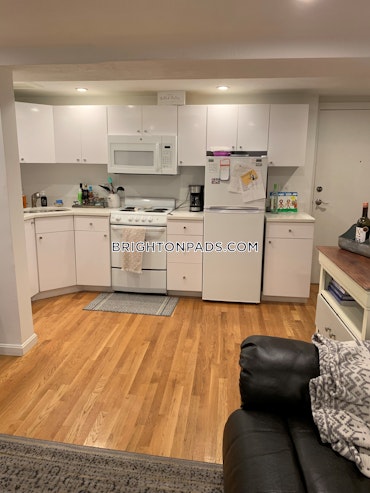 Boston - 1 Beds, 1 Baths