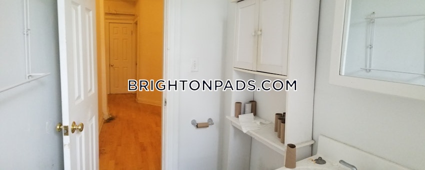 BOSTON - BRIGHTON- WASHINGTON ST./ ALLSTON ST. - 2 Beds, 1 Bath - Image 12