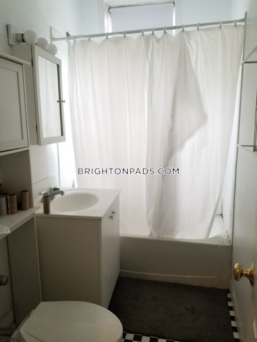 Boston - 2 Beds, 1 Baths