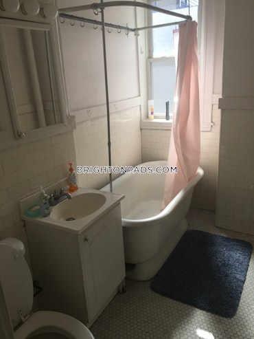 Boston - 2 Beds, 1 Baths