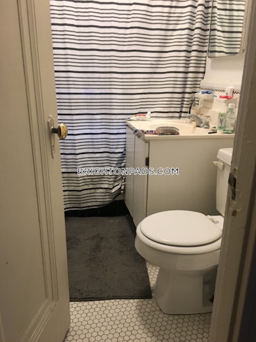 Boston - 1 Beds, 1 Baths