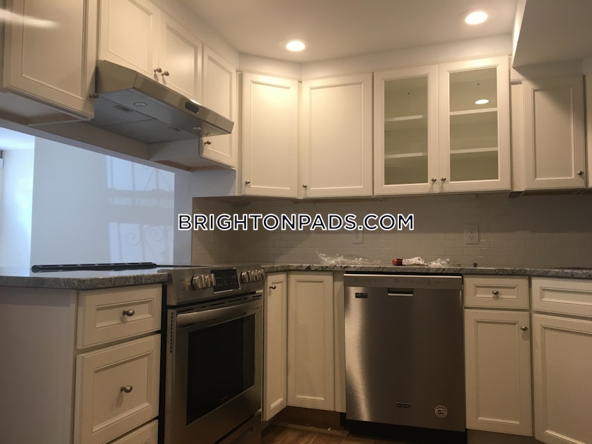 BOSTON - BRIGHTON- WASHINGTON ST./ ALLSTON ST. - 3 Beds, 1 Bath - Image 4