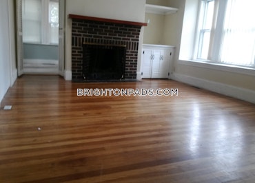 Boston - 5 Beds, 2 Baths