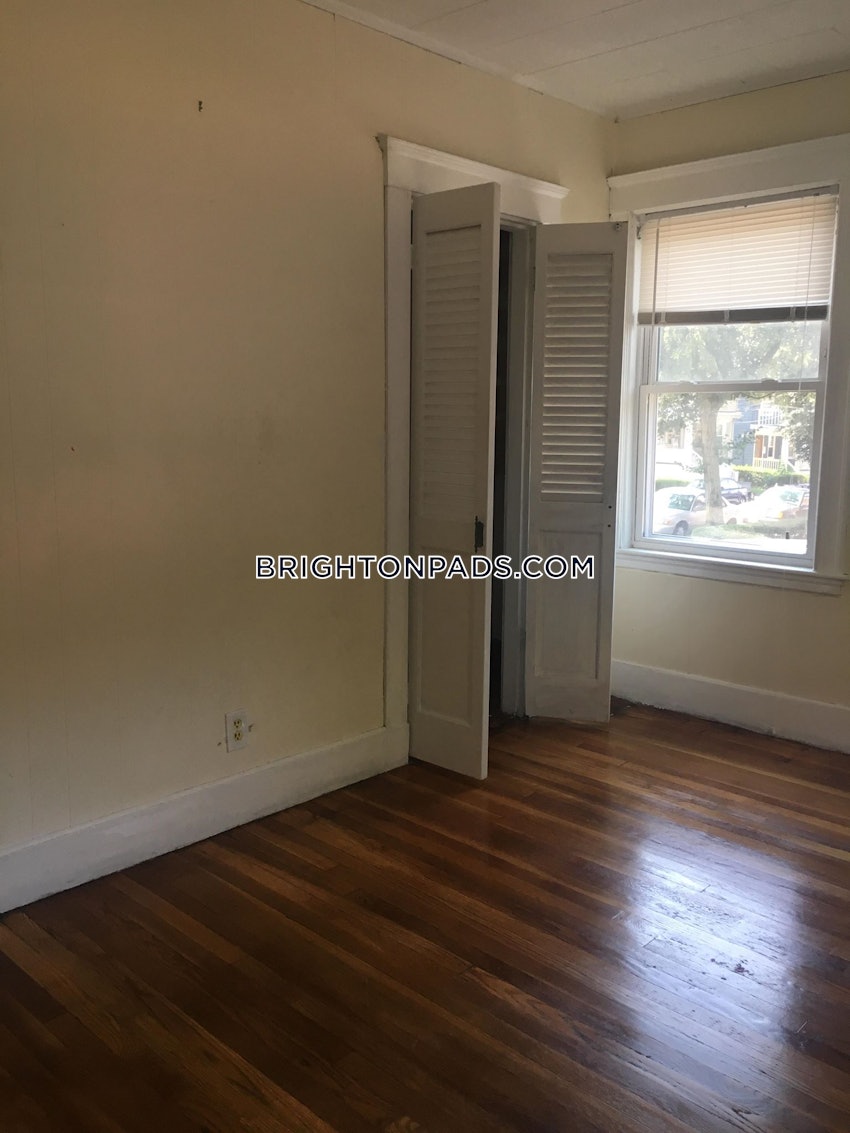 BOSTON - BRIGHTON- WASHINGTON ST./ ALLSTON ST. - 5 Beds, 2 Baths - Image 11