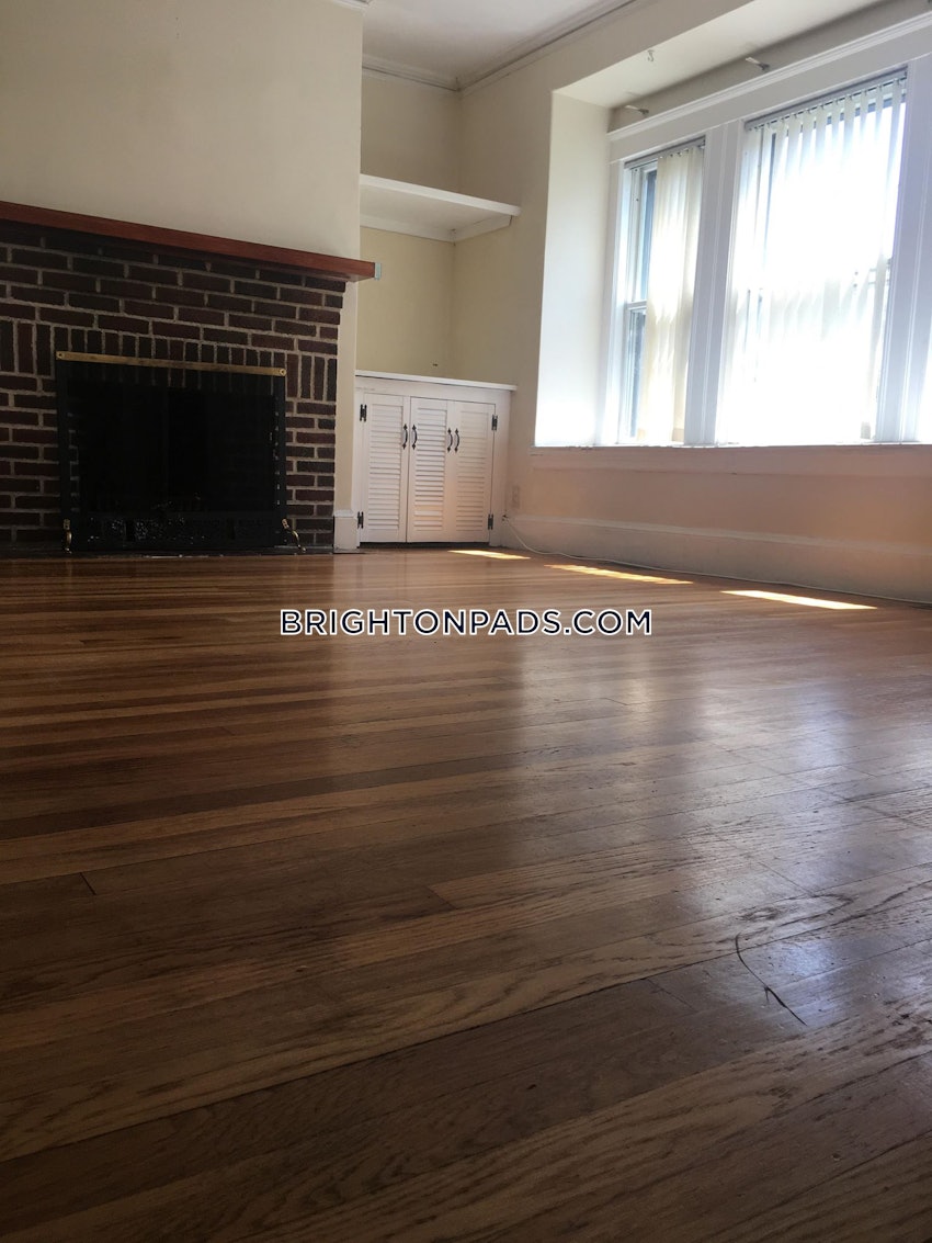 BOSTON - BRIGHTON- WASHINGTON ST./ ALLSTON ST. - 5 Beds, 2 Baths - Image 6