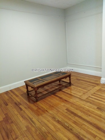 Boston - 3 Beds, 1 Baths