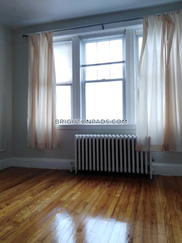 Boston - 3 Beds, 1 Baths