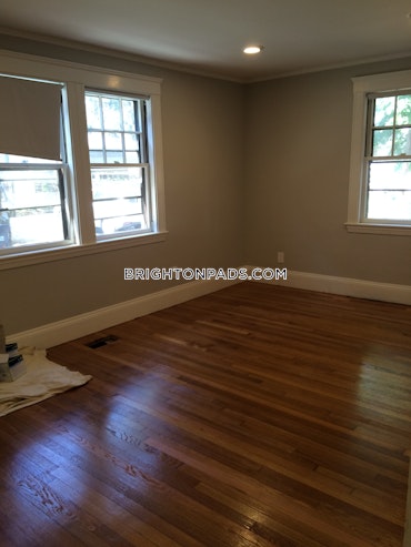 Boston - 3 Beds, 1 Baths