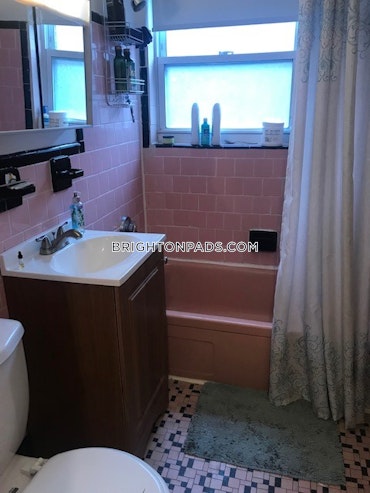 Boston - 1 Beds, 1 Baths