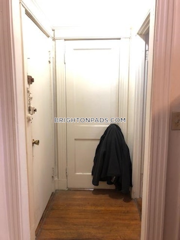 Boston - 1 Beds, 1 Baths