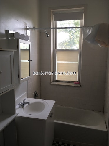 Boston - 2 Beds, 1 Baths