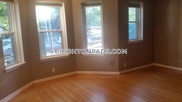 Boston - 1 Beds, 1 Baths