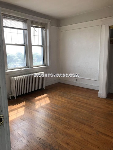 Boston - 3 Beds, 1 Baths