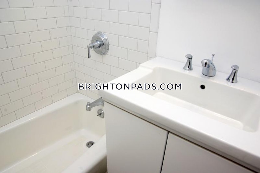 BOSTON - BRIGHTON - OAK SQUARE - 2 Beds, 1 Bath - Image 10