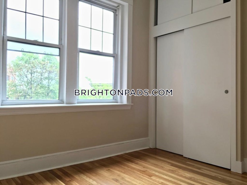 BOSTON - BRIGHTON- WASHINGTON ST./ ALLSTON ST. - 2 Beds, 1 Bath - Image 4