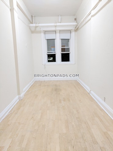 Boston - 2 Beds, 1 Baths