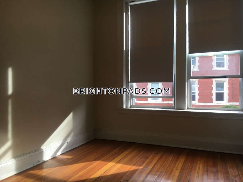 BOSTON - BRIGHTON- WASHINGTON ST./ ALLSTON ST. - 3 Beds, 1 Bath - Image 14