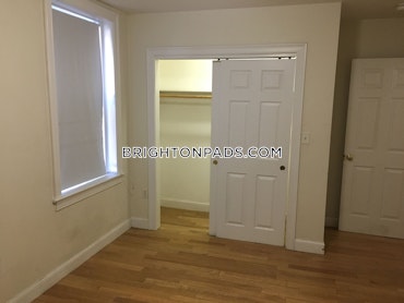 Boston - 2 Beds, 1 Baths