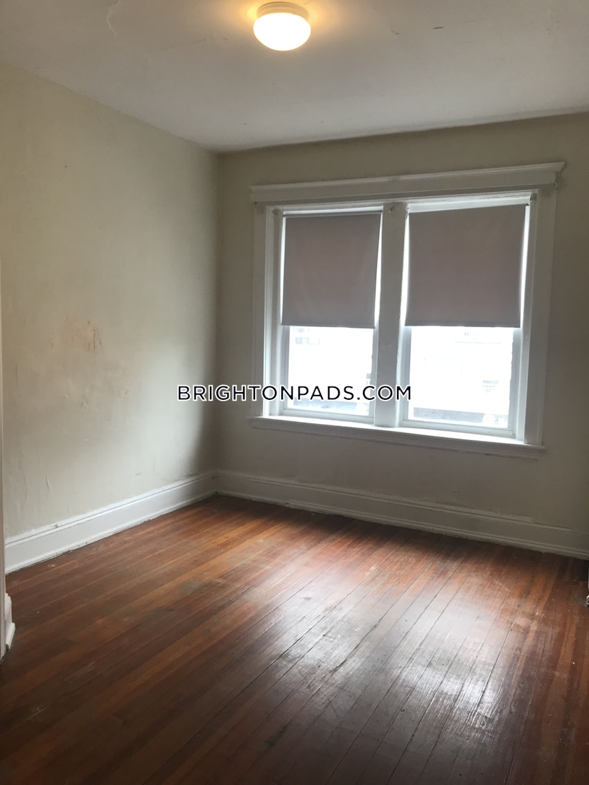 BOSTON - BRIGHTON- WASHINGTON ST./ ALLSTON ST. - 3 Beds, 1 Bath - Image 12