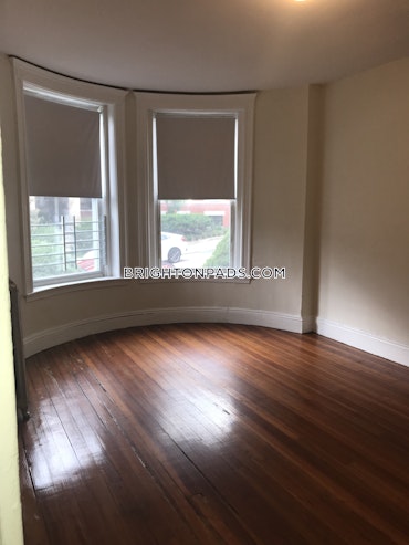 Boston - 3 Beds, 1 Baths