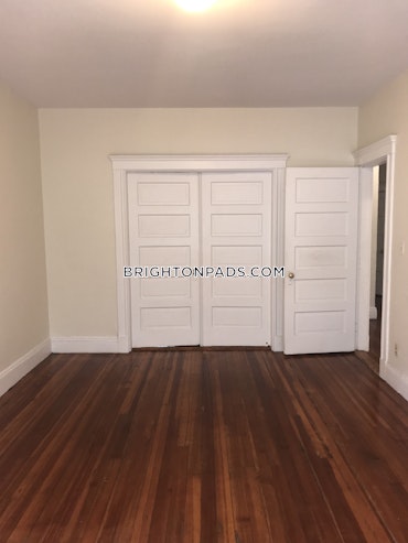 Boston - 3 Beds, 1 Baths