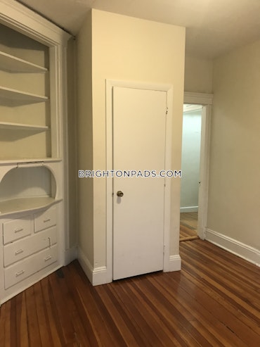 Boston - 3 Beds, 1 Baths