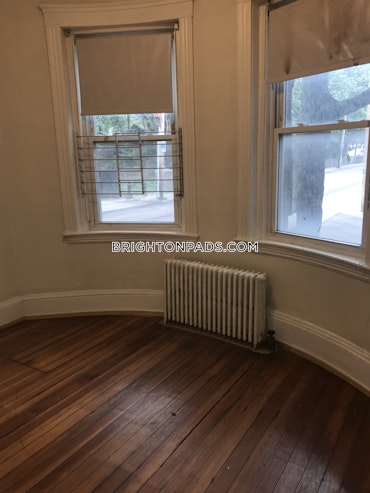 Boston - 1 Beds, 1 Baths