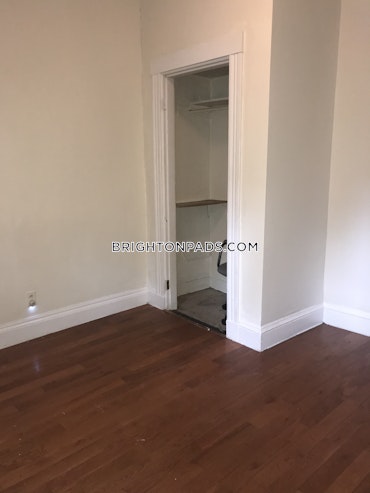 Boston - 1 Beds, 1 Baths