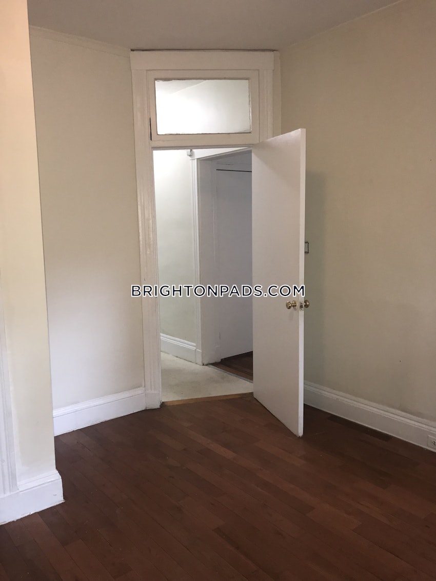 BOSTON - BRIGHTON- WASHINGTON ST./ ALLSTON ST. - 1 Bed, 1 Bath - Image 3