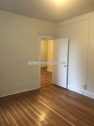 Boston - 2 Beds, 1 Baths