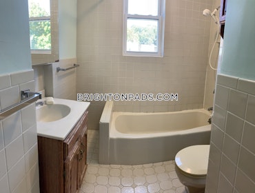 Boston - 2 Beds, 1 Baths