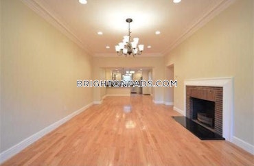 Boston - 6 Beds, 5 Baths