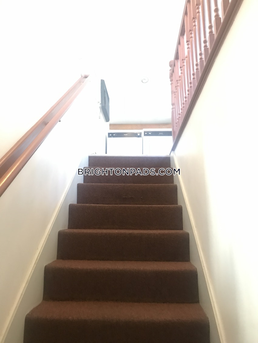 BOSTON - BRIGHTON- WASHINGTON ST./ ALLSTON ST. - 2 Beds, 1 Bath - Image 30