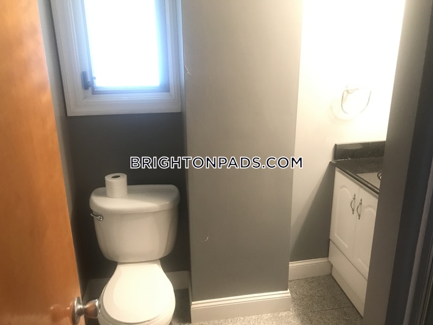 BOSTON - BRIGHTON- WASHINGTON ST./ ALLSTON ST. - 3 Beds, 2 Baths - Image 76