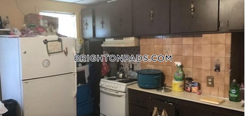 BOSTON - BRIGHTON- WASHINGTON ST./ ALLSTON ST. - 2 Beds, 1 Bath - Image 4