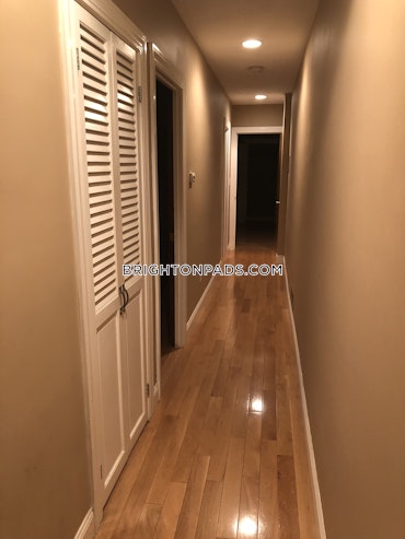 Boston - 3 Beds, 2 Baths