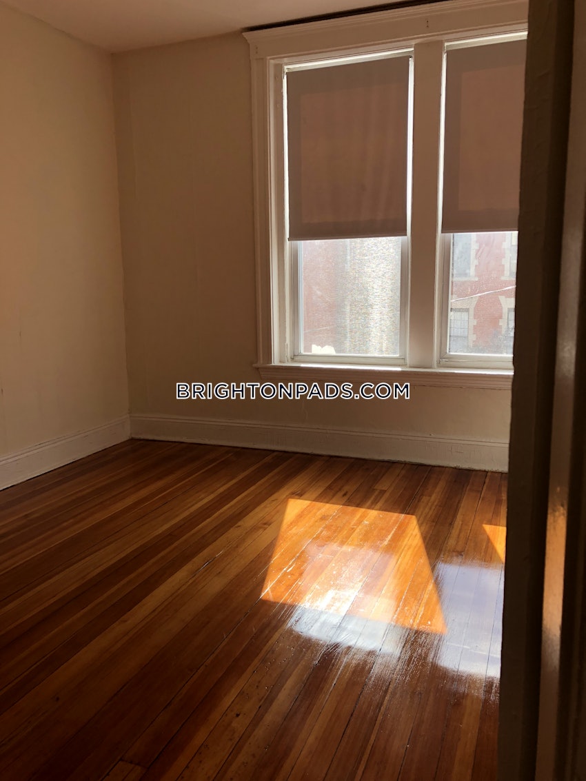 BOSTON - BRIGHTON- WASHINGTON ST./ ALLSTON ST. - 3 Beds, 1 Bath - Image 15