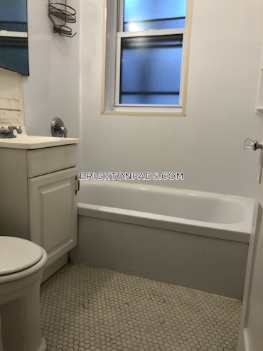 Boston - 3 Beds, 1 Baths